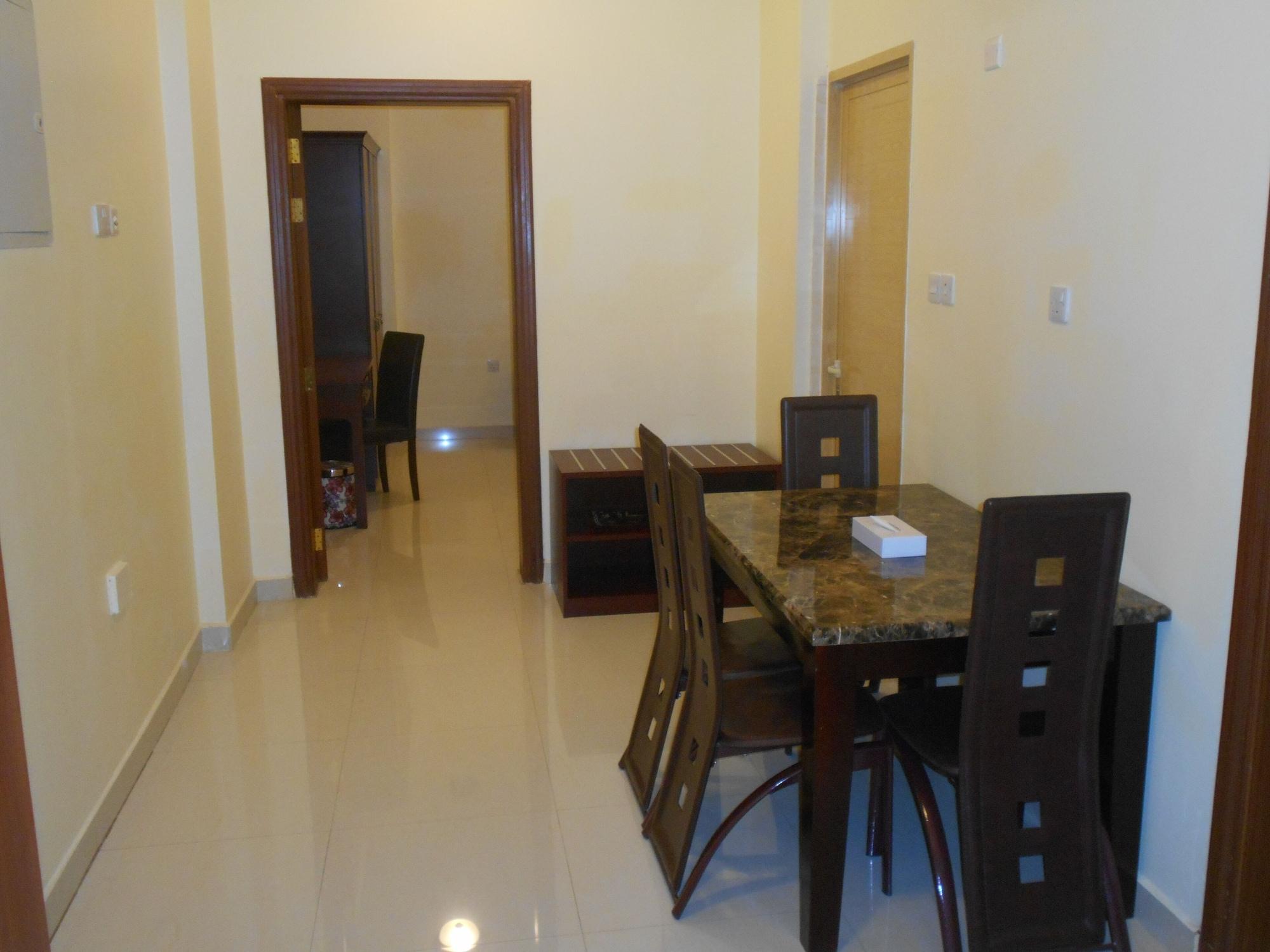 Nizwa Hotel Apartments Buitenkant foto