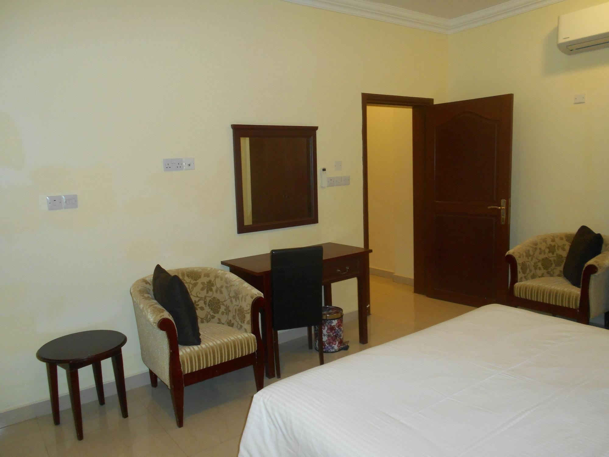 Nizwa Hotel Apartments Buitenkant foto
