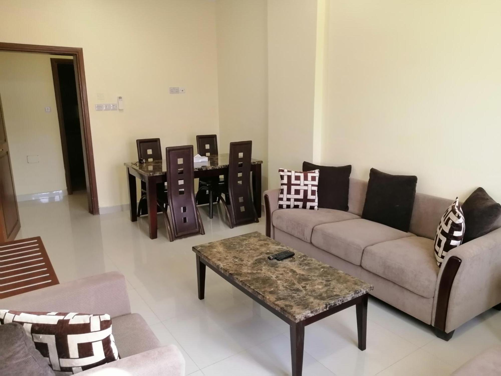 Nizwa Hotel Apartments Buitenkant foto