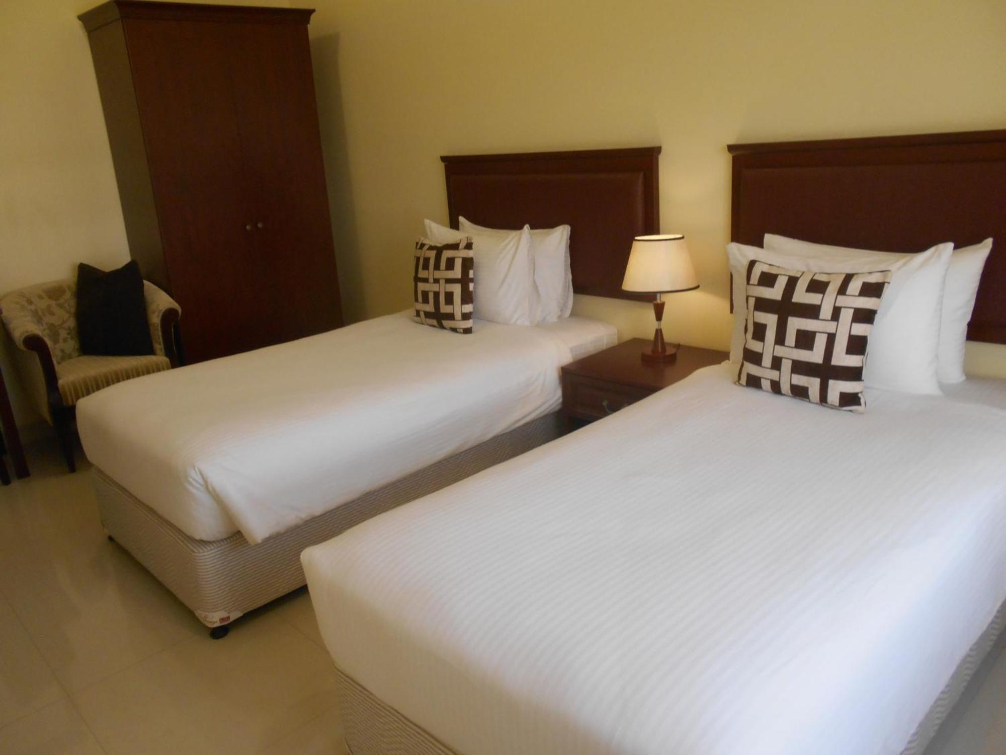 Nizwa Hotel Apartments Buitenkant foto