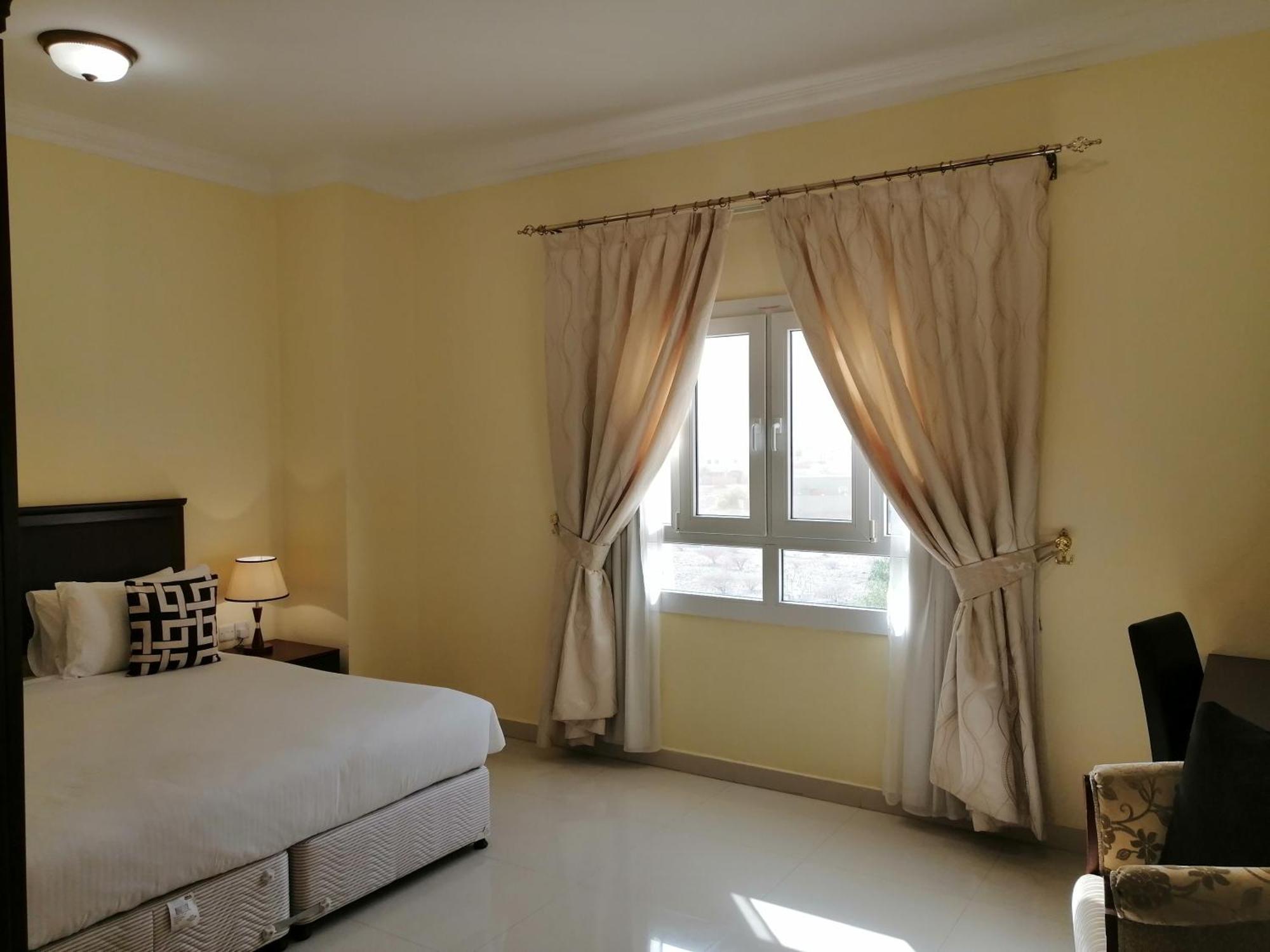 Nizwa Hotel Apartments Buitenkant foto