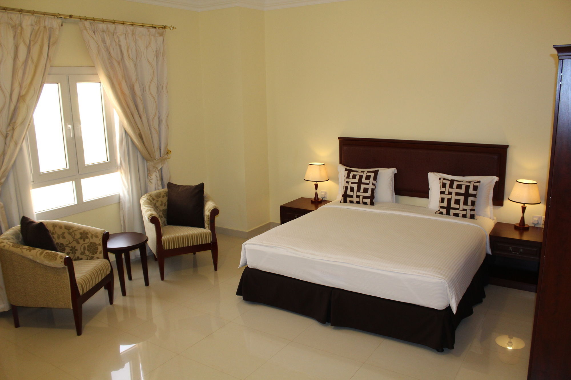 Nizwa Hotel Apartments Buitenkant foto